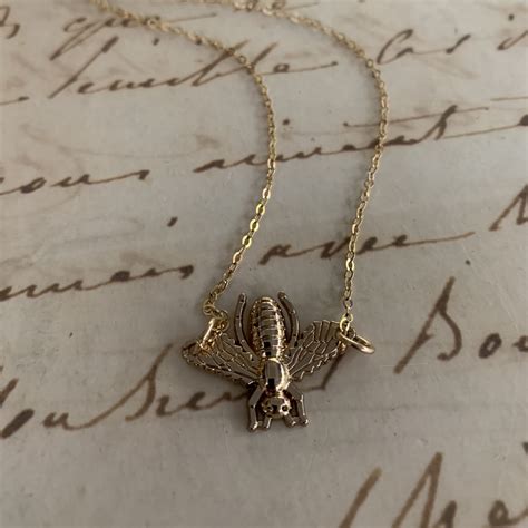 gucci bee necklace free shipping|gucci bee collection.